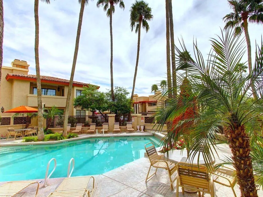 Mountain Vista Resort: Gated Community with Pools and Hiking Access Phoenix United States